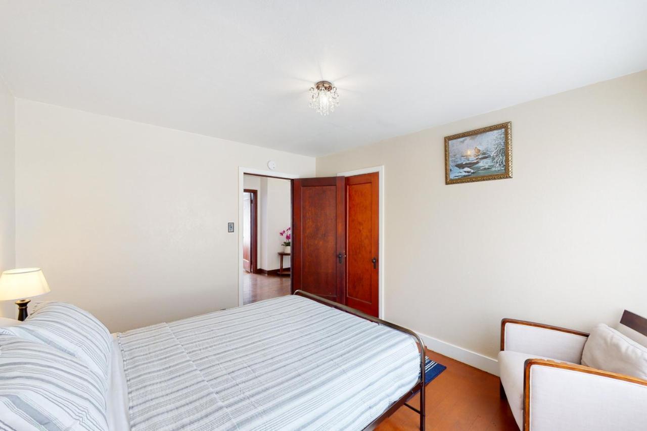Redwood Farmhouse In The Orick Valley Esterno foto
